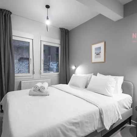 Room8, Nilie Hospitality Mgmt * Salonic