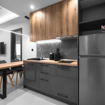 Room8, Nilie Hospitality Mgmt Salonic