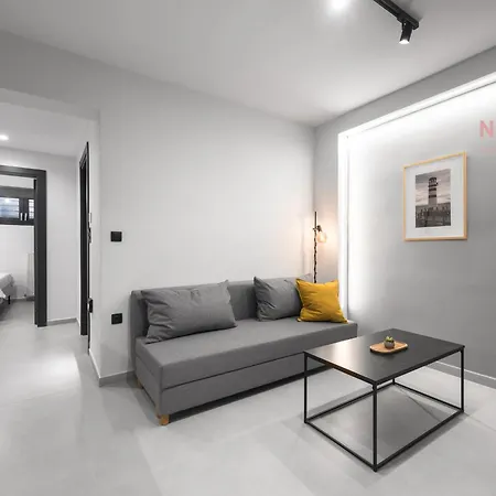 Room8, Nilie Hospitality Mgmt Apartament *
